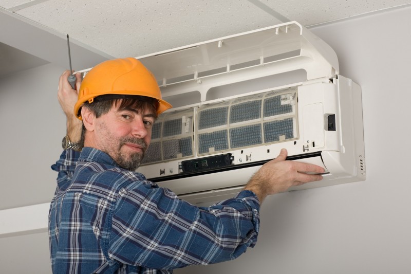 Signs that You Need AC Service in Conroe, TX