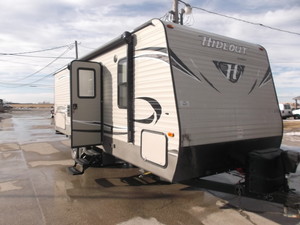 Travel Trailers in Des Moines Combine the Best of Tent Camping and Hotel Accommodations