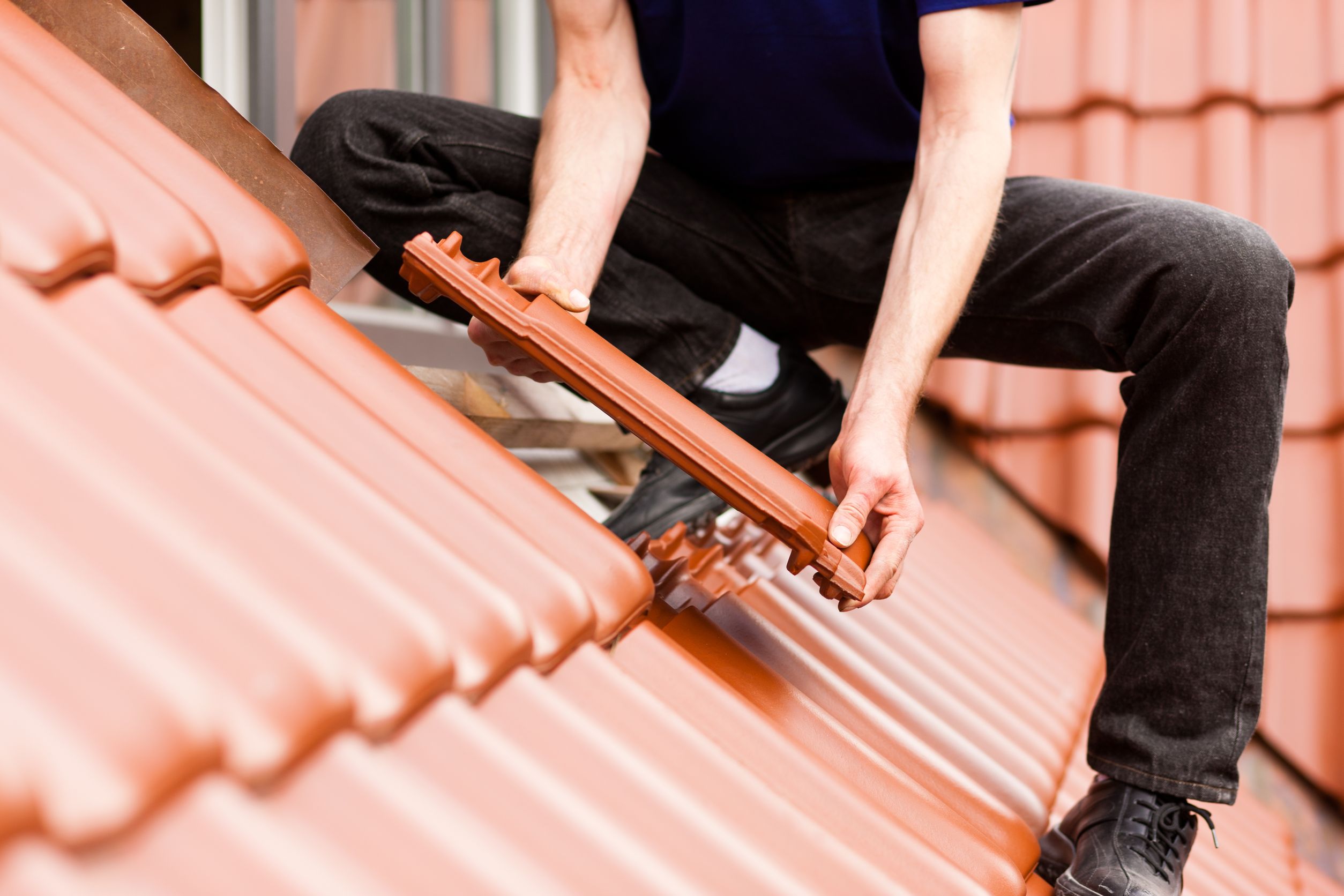 Warning Signs You Need Roof Repair Tucson