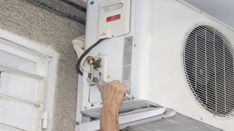 A Guide to Hiring a Home Air Conditioning Contractor