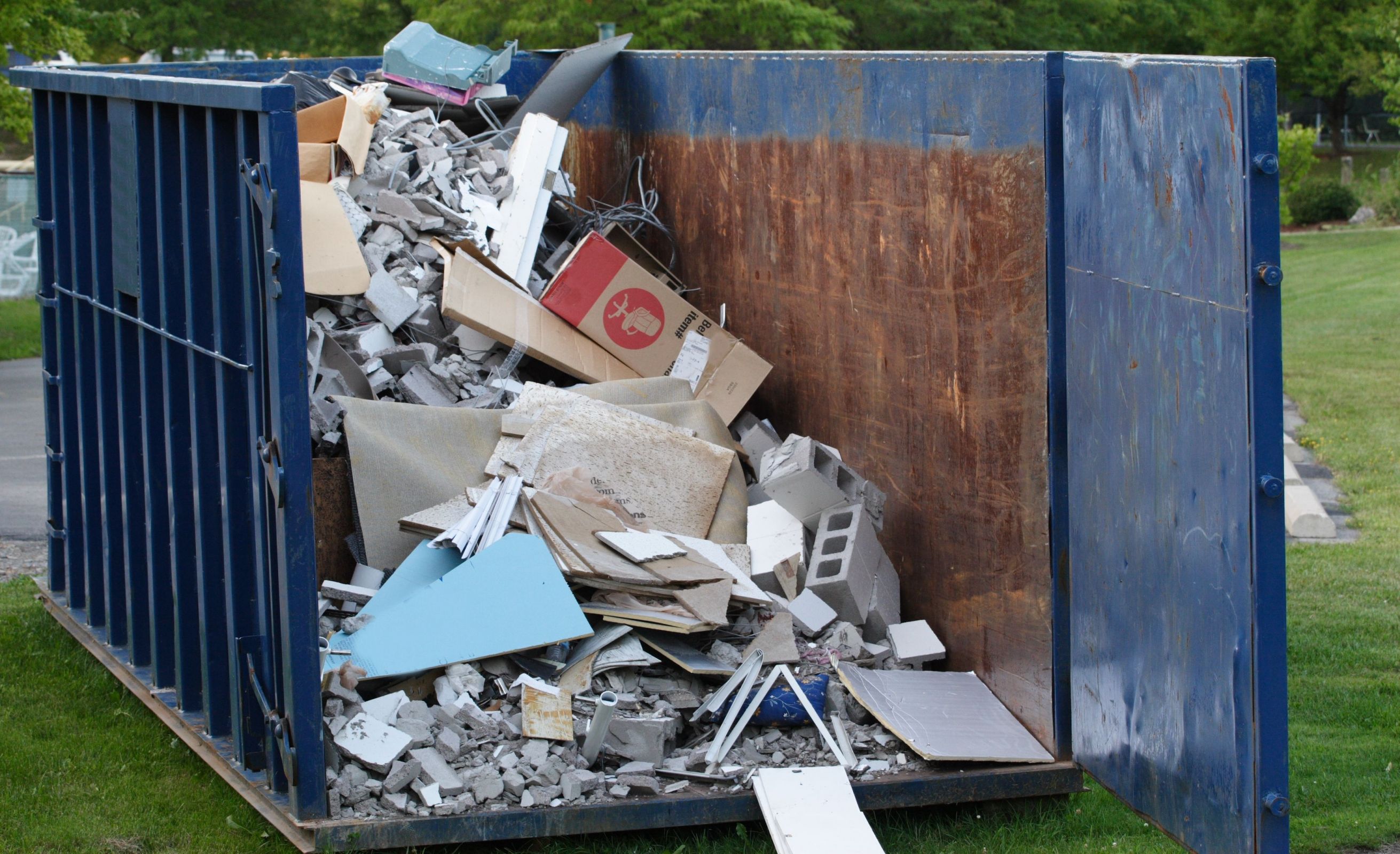 Finding the Best Contractor for Recycling Services in Suffolk County, NY