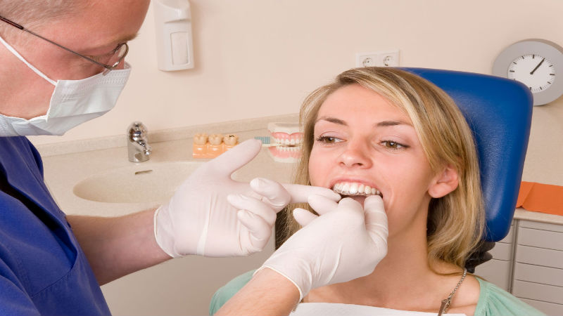 Using A Family Dentist in Waukesha WI To Battle Sensitivity Issues