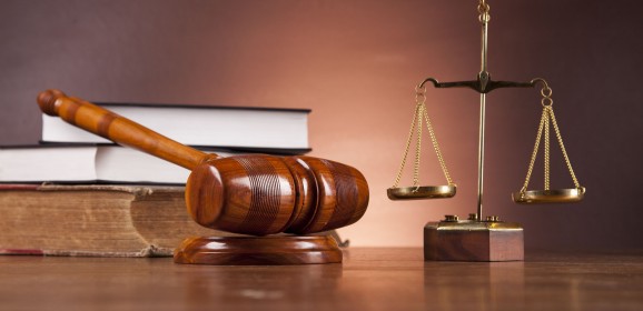 What Are the Real Benefits of a Real Estate Lawyer in Chicago?