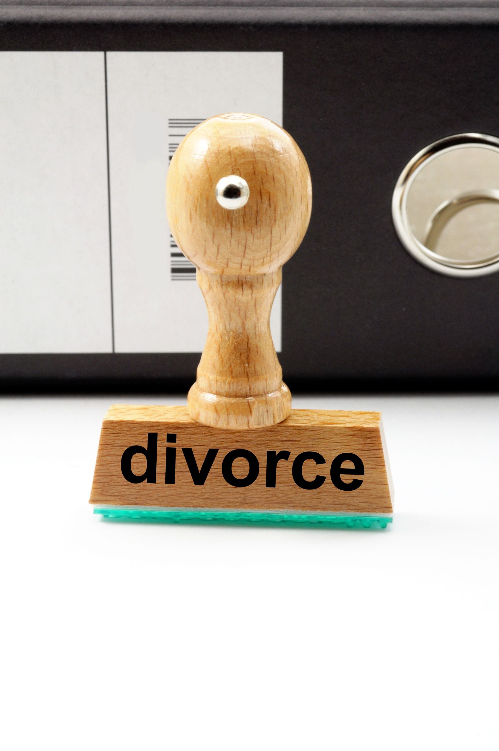 Addressing the Most Pressing Issues in a Divorce with a Lawyer for Family Law in New Ulm, MN