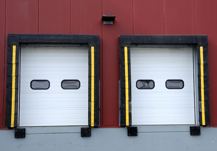 How to Help Your Garage Doors Withstand a Hurricane