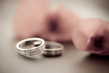 Save Money With Discount Engagement Rings