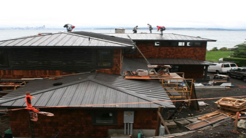 Professional Roofing in Gig Harbor Service Helps Roofs Recover From Storms