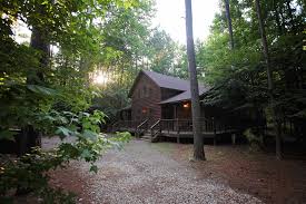 Experience Nature in Broken Bow Cabins on the River