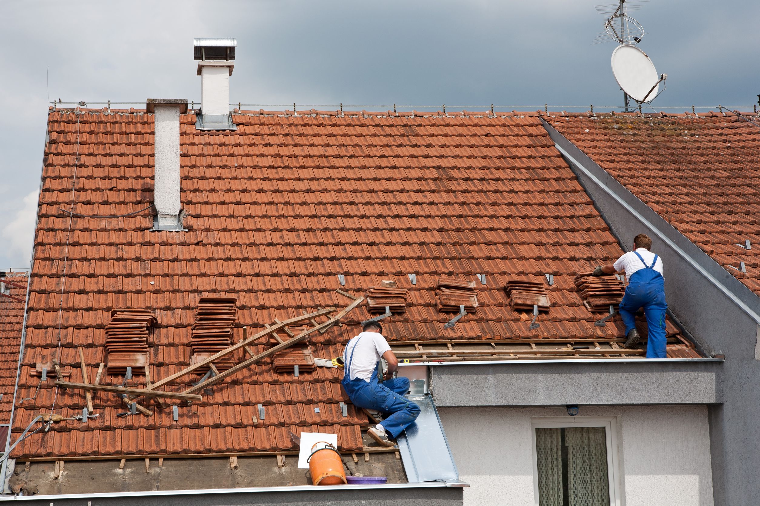 When to Get Roofing Repair in Wauwatosa, WI