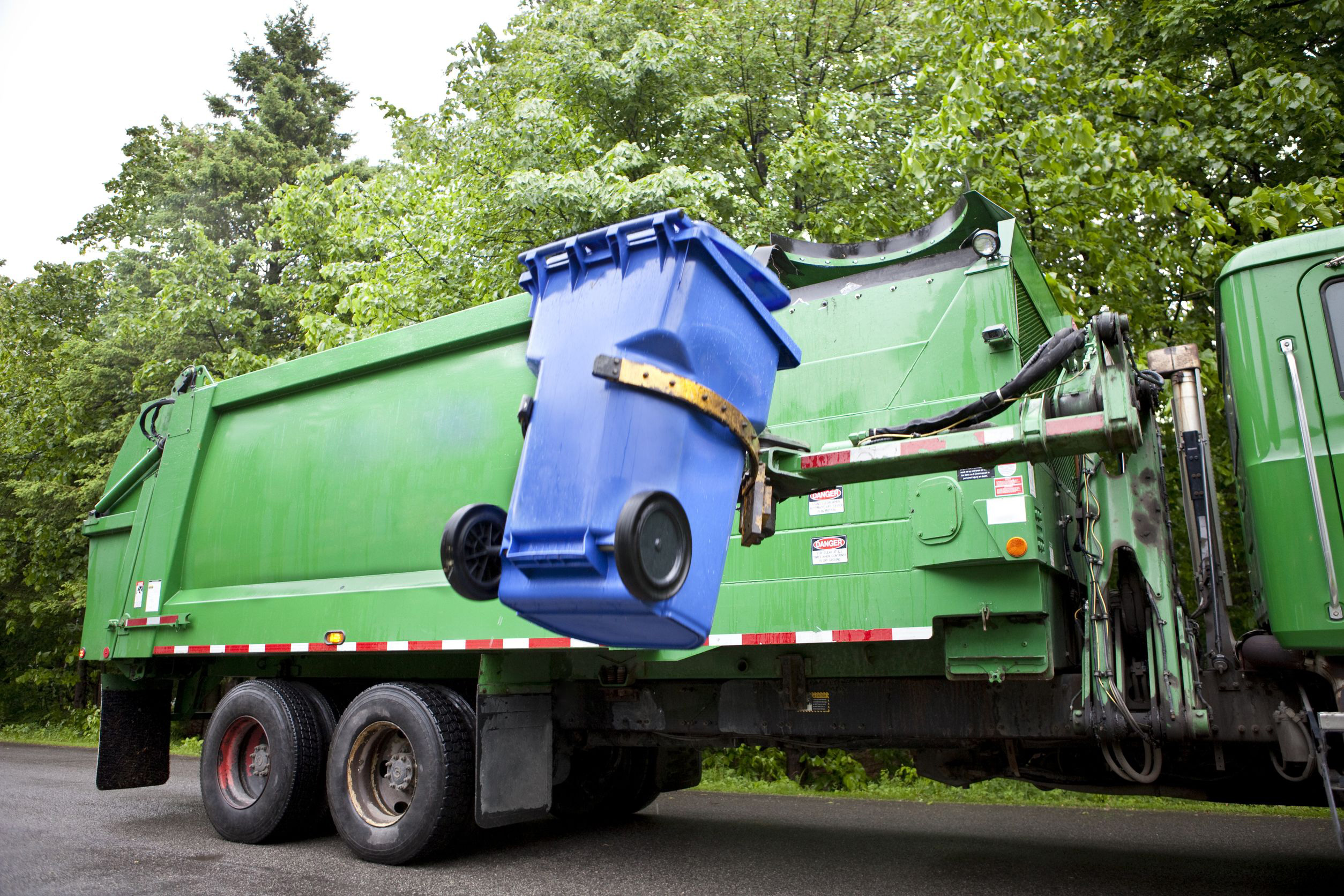 The Convenience of Renting a Dumpster for Combination Trash and Recycling in Long Island, NY