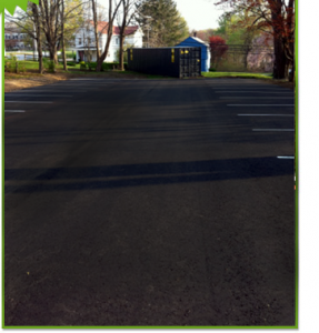 The Top Three Signs That You Need Asphalt Sealcoating Maintenance in Norwich, CT