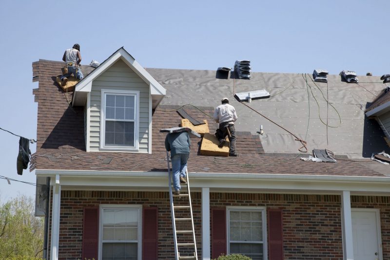 Hiring A Service To Do Roof Repair in Joplin MO