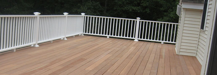 4 Reasons Deck Staining is Better than Paint