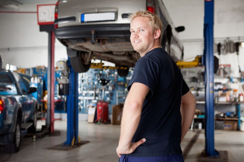 Find an Auto Repair Center in Mesa, AZ