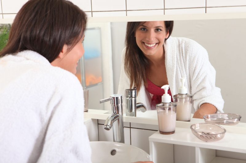 Finding a Beautiful Bathroom Mirror in Indianapolis, IN Is Easier Once You Find the Right Glass Company