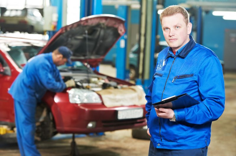 Why Hiring Professionals to Address Car Engine Repair in White Bear Lake MN Problems is Important