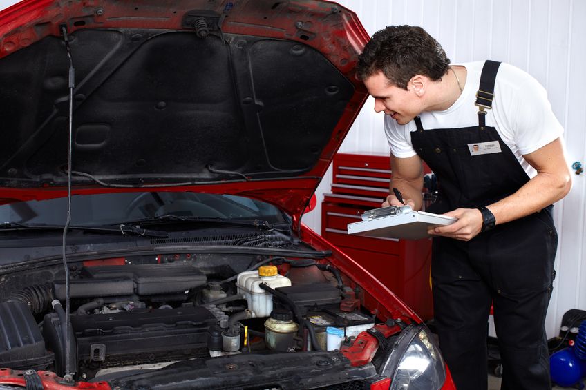 Selecting an Excellent Technician for Your Auto Repair Needs