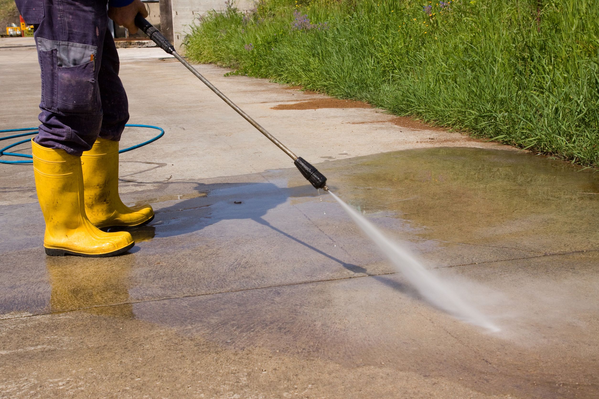 Three Issues to Look into When Arranging for Power Washing in Baltimore, MD